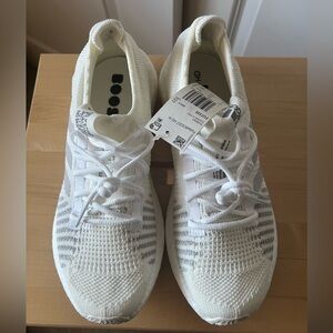Adidas PulseBOOST HD White Sneakers
